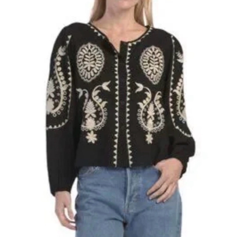 Solitaire Embroidered Top Black Cream Small Boho NWT - Picture 2 of 10